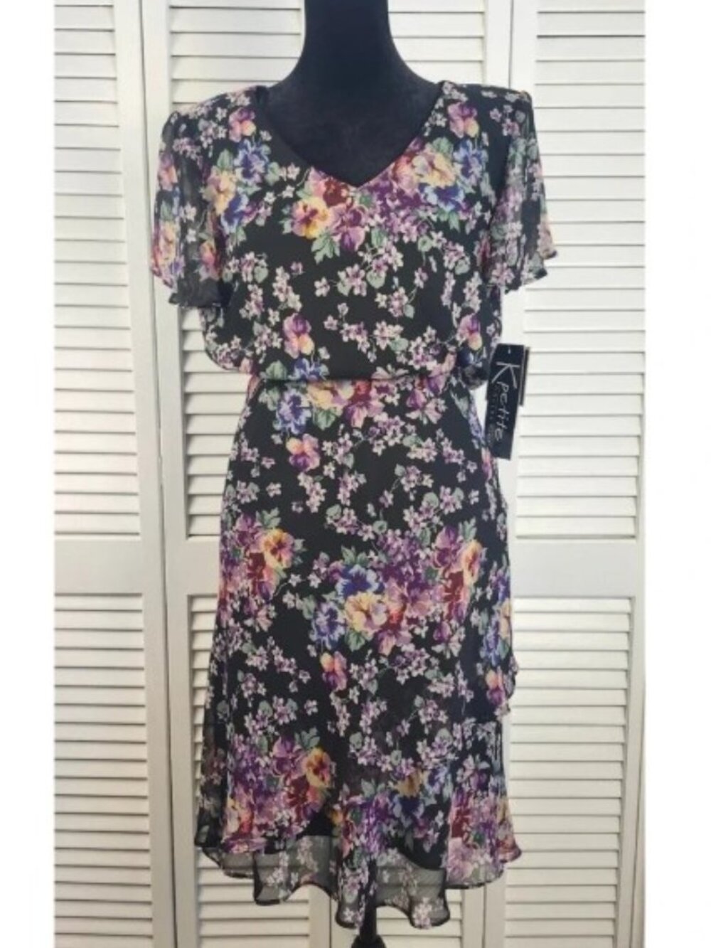 K Petite 2 Piece Set 10P Black Floral Chiffon Top Stretch Skirt NWT $86